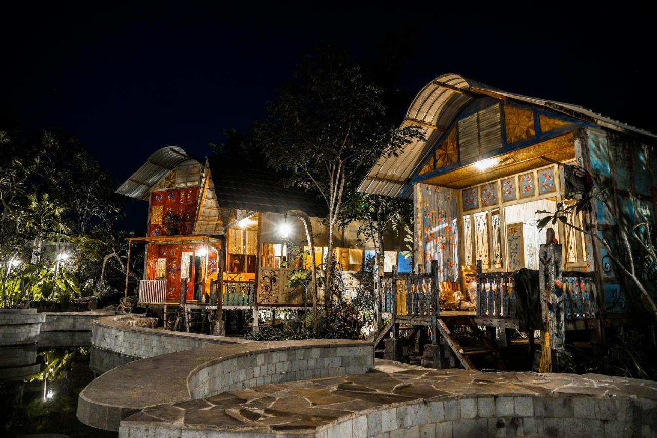 La Luna Resort Yogyakarta Sleman  Exteriör bild