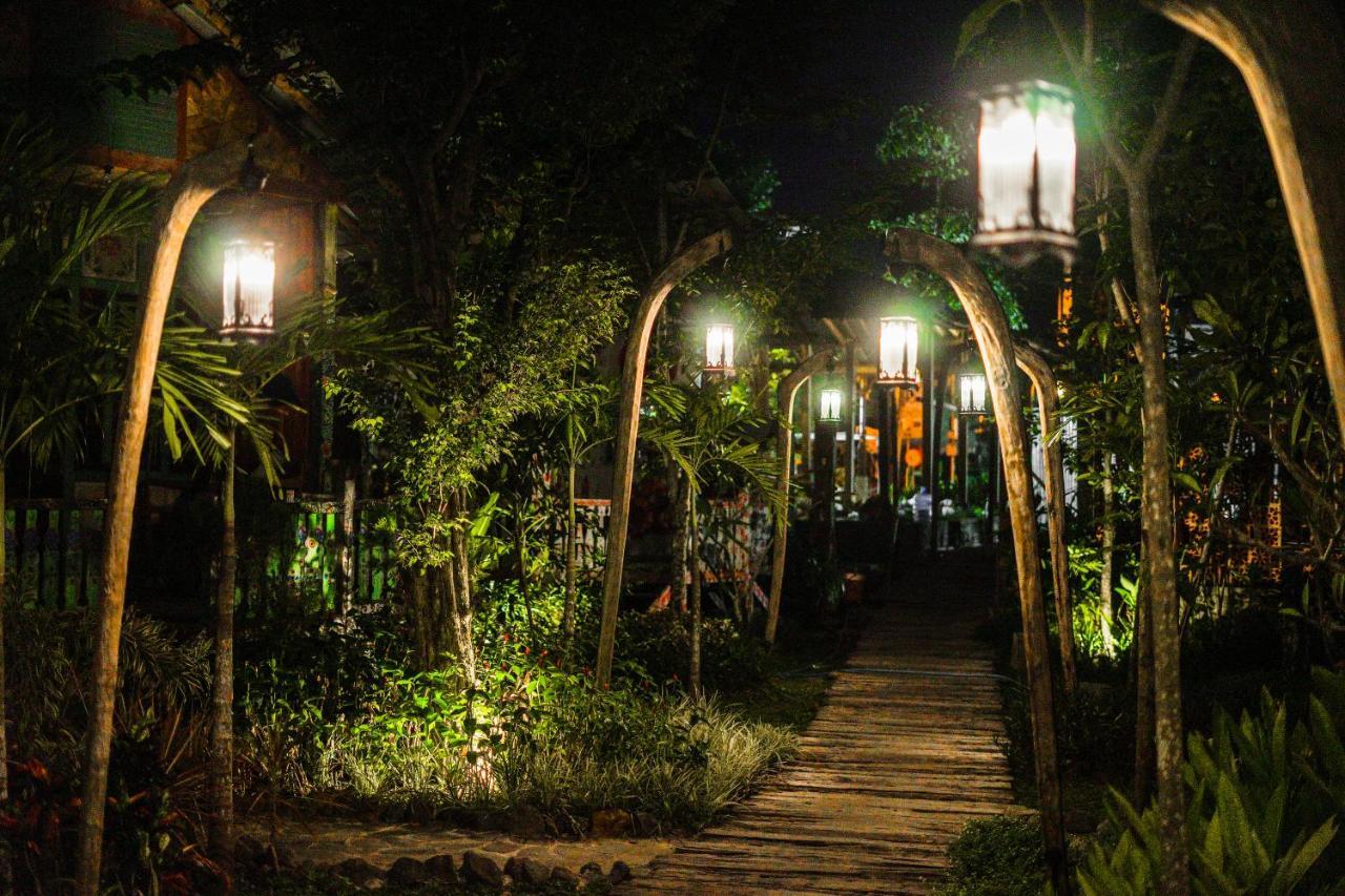 La Luna Resort Yogyakarta Sleman  Exteriör bild