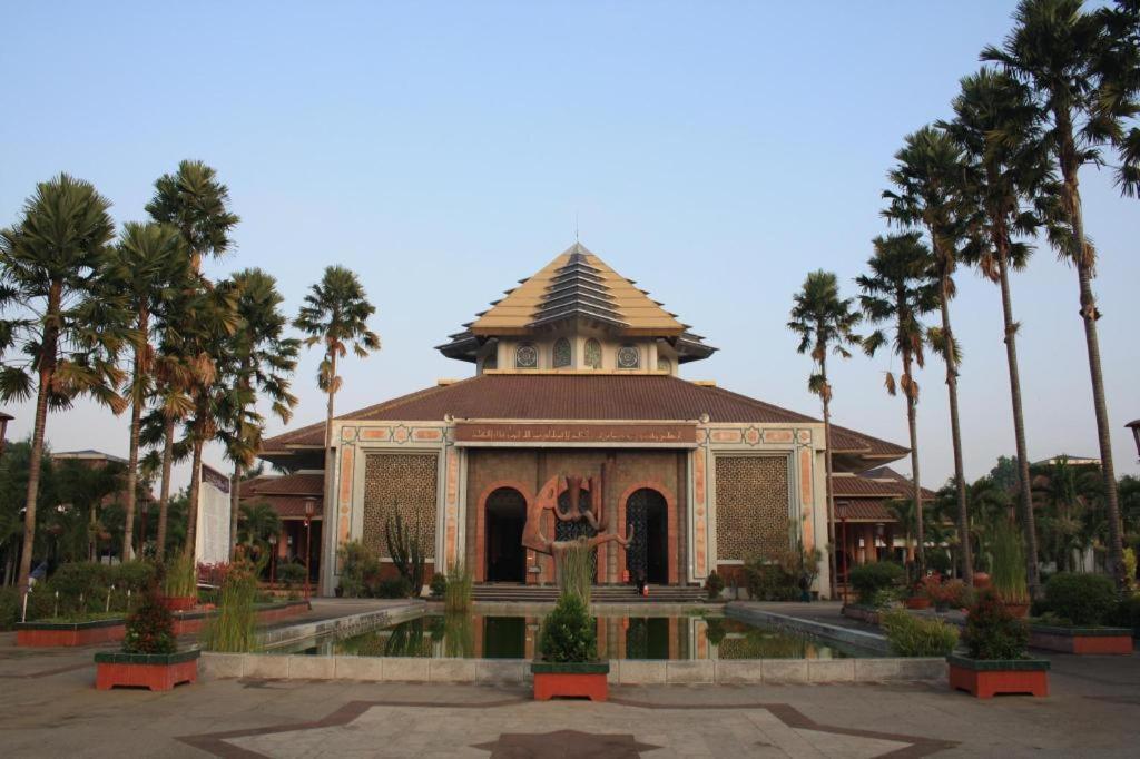 La Luna Resort Yogyakarta Sleman  Exteriör bild